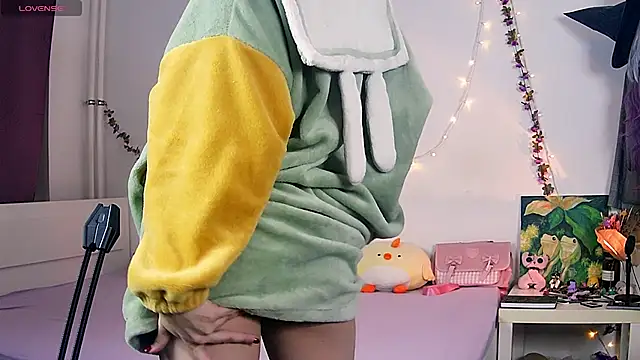 Violet Veliya online show from September 2025 05:40:02 PM