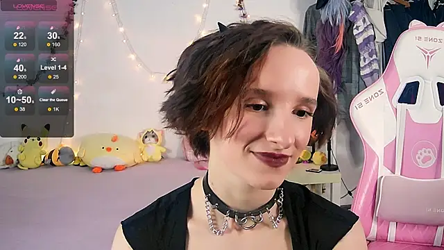 Violet Veliya online show from October 2025 02:05:02 PM