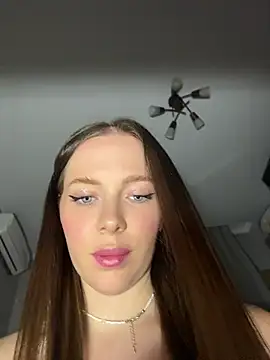 -SweetDi- online show from May 2026 06:47:02 PM