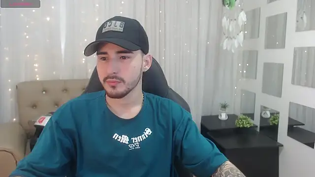 DmitriSanders online show from December 2024 12:55:02 PM