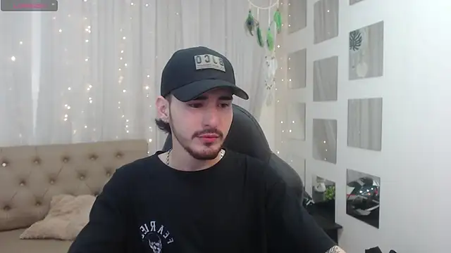 DmitriSanders online show from December 2024 12:12:02 PM