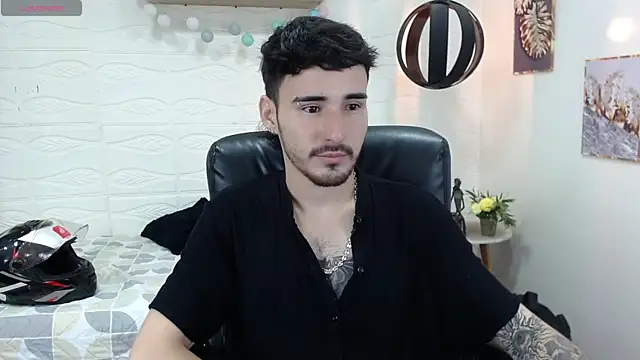 DmitriSanders online show from February 2025 08:34:02 PM