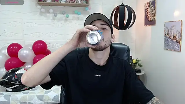 DmitriSanders online show from February 2025 07:50:02 PM