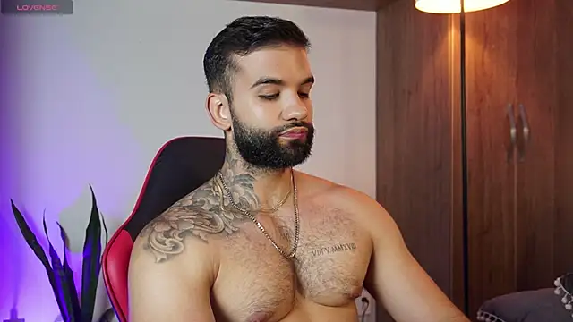 MarkHazze online show from November 2025 09:47:01 PM