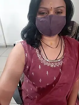 Snapshot of khushikhushi chatting on December 2025 07:06:01 AM khushikhushi online show from December 2025 07:06:01 AM