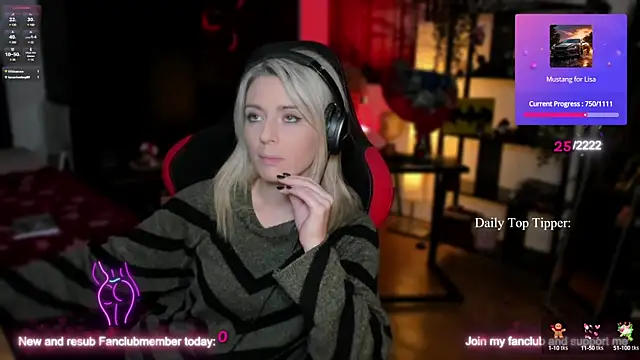 Lisaonthemoon online show from December 2024 11:40:02 PM