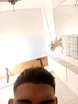 sebaspenegrande2002 online show from April 2026 04:37:01 PM