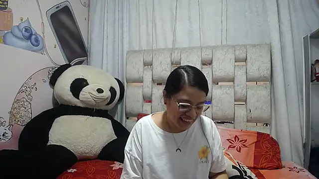 KEYRA-MILLER- online show from February 2026 02:43:02 AM