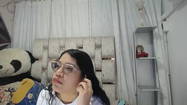 KEYRA-MILLER- online show from March 2026 02:05:02 AM