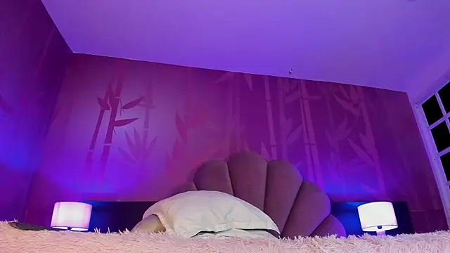 Lezy  online show from January 2025 01:37:02 AM