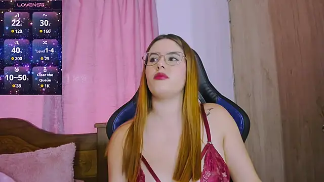 Snapshot of ParisShayk chatting on February 2025 06:20:01 PM ParisShayk online show from February 2025 06:20:01 PM