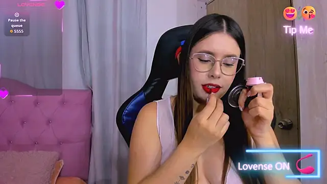 ParisShayk online show from July 2026 05:55:01 PM