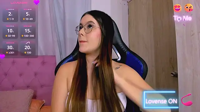 ParisShayk online show from July 2026 05:54:01 PM