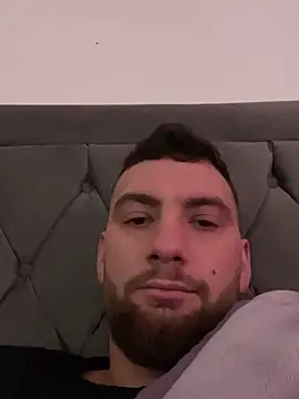 balamuc97 online show from December 2025 11:41:01 AM