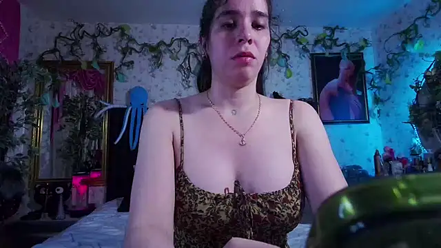 Elizabeth77  online show from January 2025 10:27:02 AM