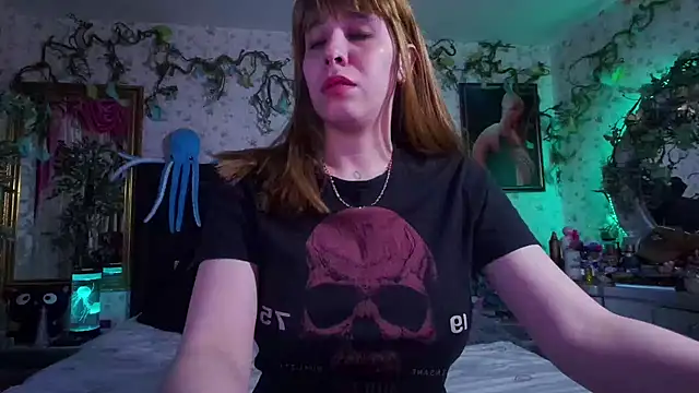 Elizabeth77  online show from February 2025 10:14:02 AM