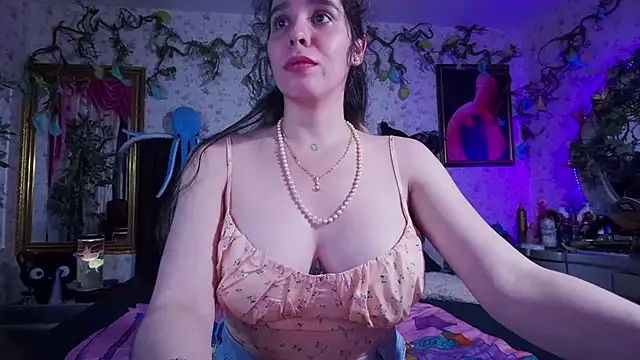 Elizabeth77  online show from March 2025 10:15:02 PM