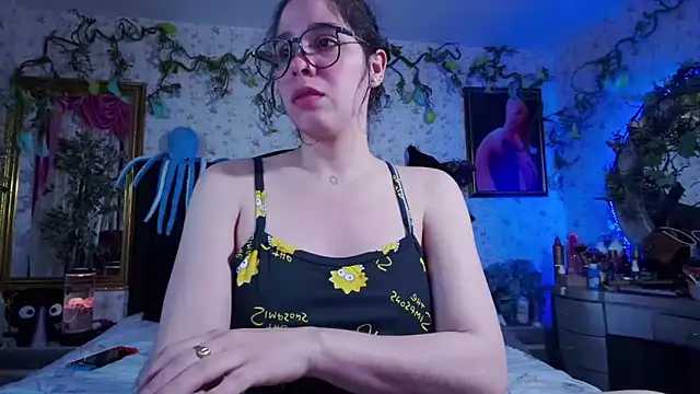 Elizabeth77  online show from March 2025 10:28:02 AM