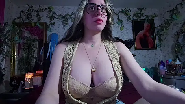 Elizabeth77  online show from October 2025 10:24:01 AM