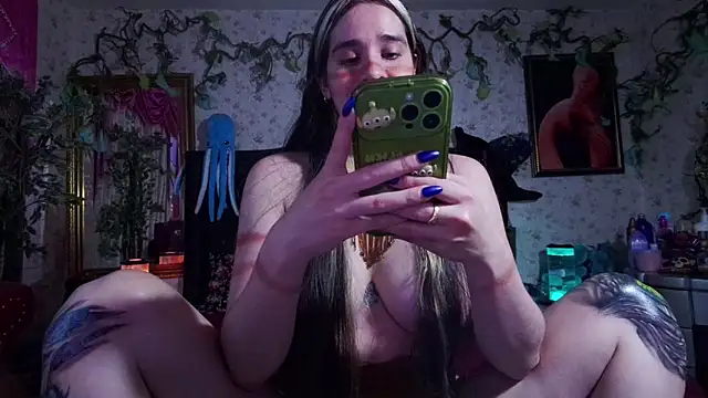 Elizabeth77  online show from October 2025 08:08:01 PM