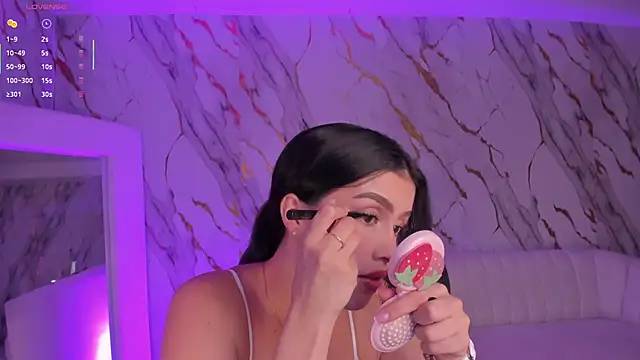 PaulinaSantos  online show from October 2025 07:45:01 PM