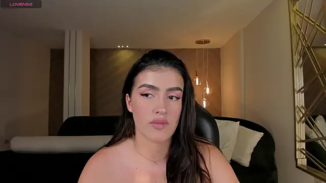 PaulinaSantos  online show from June 2026 08:19:02 PM