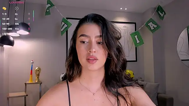 PaulinaSantos  online show from June 2026 05:26:01 PM