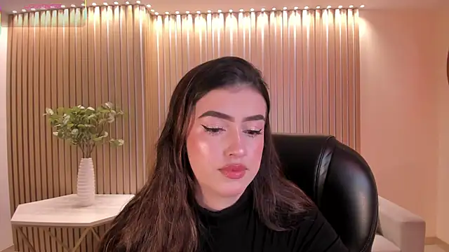 PaulinaSantos  online show from July 2026 05:49:02 PM