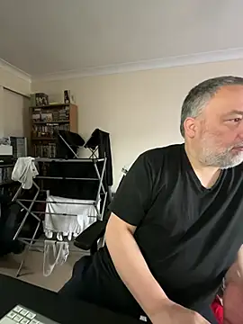 LondonTeffy online show from January 2025 10:42:01 AM