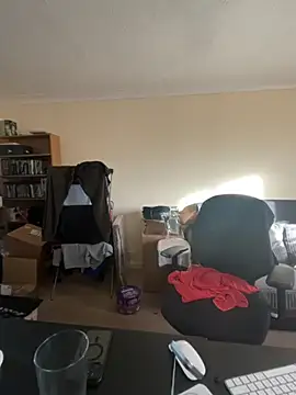 LondonTeffy online show from November 2025 10:04:02 AM