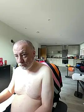 LondonTeffy online show from July 2026 08:41:02 AM