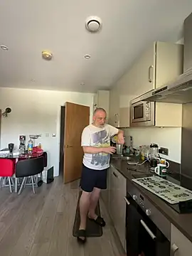 LondonTeffy online show from July 2026 10:33:01 AM