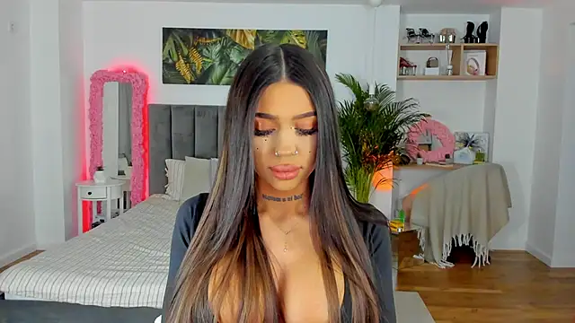 Fancy Jenn online show from January 2025 06:35:01 PM