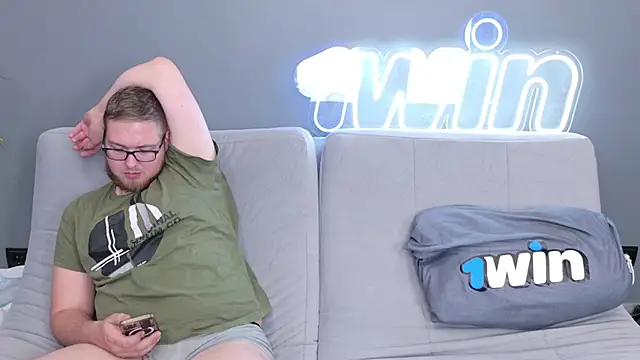 Snapshot of Ksenny chatting on December 2024 03:55:01 PM Ksenny online show from December 2024 03:55:01 PM