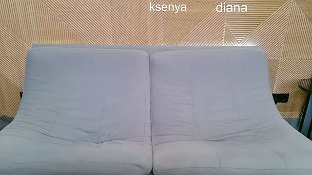 Snapshot of Ksenny chatting on October 2025 09:37:01 AM Ksenny online show from October 2025 09:37:01 AM