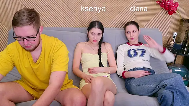 Ksenny online show from May 2026 06:08:01 AM