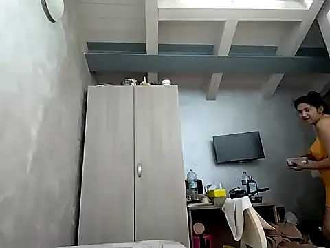 kamillytransex online show from February 2026 11:36:02 AM