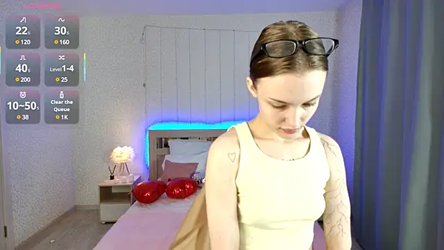 Snapshot of LesyaHayes chatting on March 2025 02:37:01 PM LesyaHayes online show from March 2025 02:37:01 PM