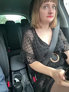 Snapshot of victoirenextdoor chatting on December 2024 01:28:01 PM victoirenextdoor online show from December 2024 01:28:01 PM