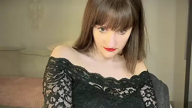 Snapshot of victoirenextdoor chatting on January 2025 05:50:01 PM victoirenextdoor online show from January 2025 05:50:01 PM