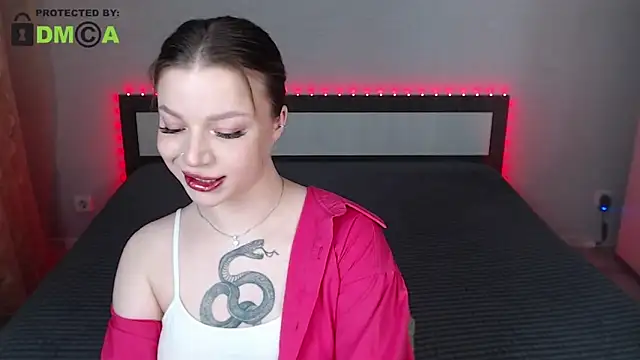 RonnieMilles online show from May 2026 04:56:01 PM