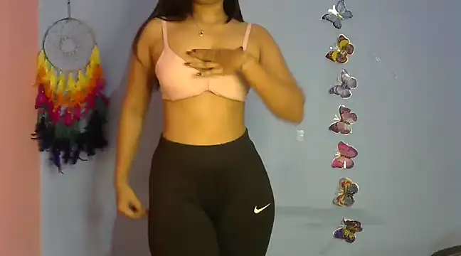 Black cat cutie online show from December 2024 04:43:01 AM