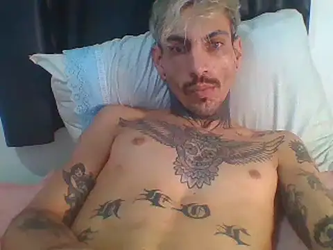 Snapshot of PitbullDiablo1 chatting on November 2025 02:57:01 AM PitbullDiablo1 online show from November 2025 02:57:01 AM