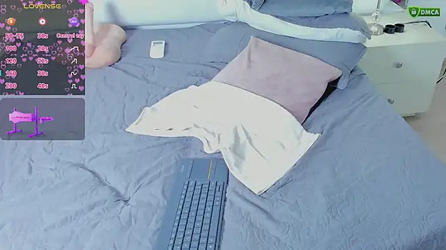 Snapshot of ema__saenz chatting on January 2025 07:35:02 AM ema saenz online show from January 2025 07:35:02 AM