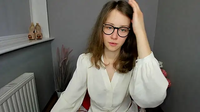 AfinaCutie online show from March 2025 01:40:01 PM