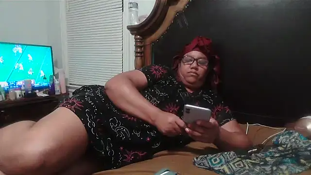 ebonyred online show from October 2025 02:45:01 AM