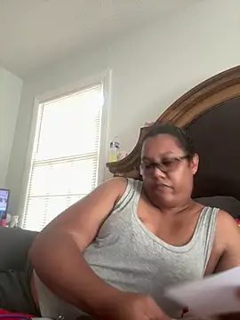 Snapshot of ebonyred chatting on June 2026 07:02:02 PM ebonyred online show from June 2026 07:02:02 PM