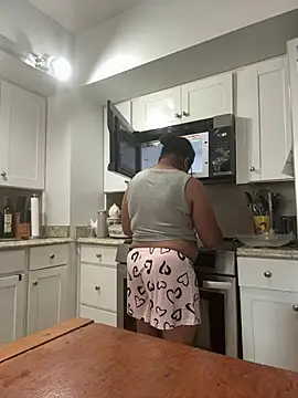 Snapshot of ebonyred chatting on August 2026 01:21:01 PM ebonyred online show from August 2026 01:21:01 PM