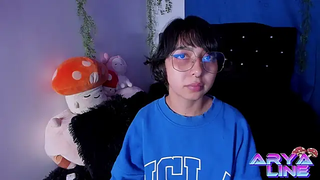 Snapshot of arysUwU chatting on February 2025 01:22:01 AM arysUwU online show from February 2025 01:22:01 AM