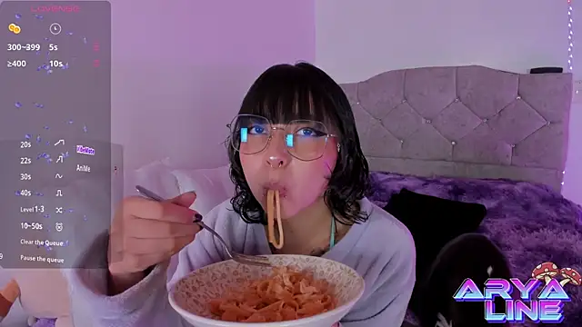 Snapshot of arysUwU chatting on September 2025 01:17:01 AM arysUwU online show from September 2025 01:17:01 AM